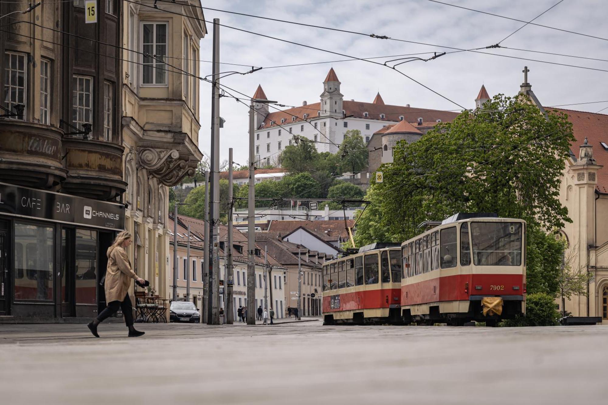 Luxurious And Royal Apartment In The Old Town Bratislava Luaran gambar